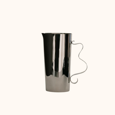 Squiggle Pitcher